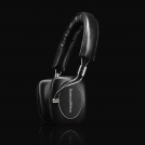 P5 Wireless Black Background