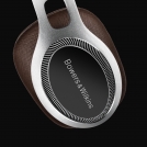 P9 Signature Detail